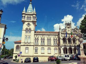 The Municipal Building of Sintra in the valley before going up the mountain to the Palacio da Pena 
